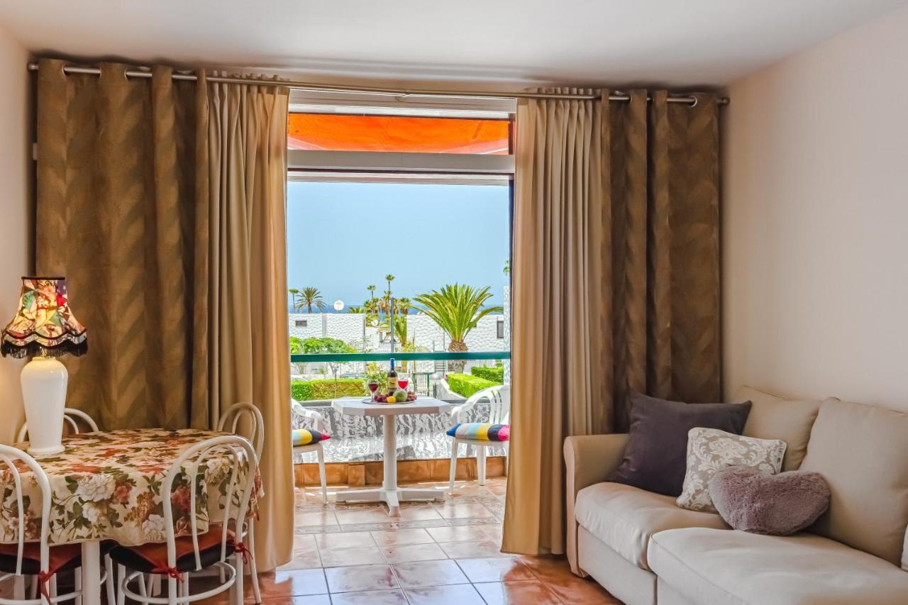 Apartment Apart America - 150 Meters From The Beach, Free Wi-Fi Arona  Exteriör bild