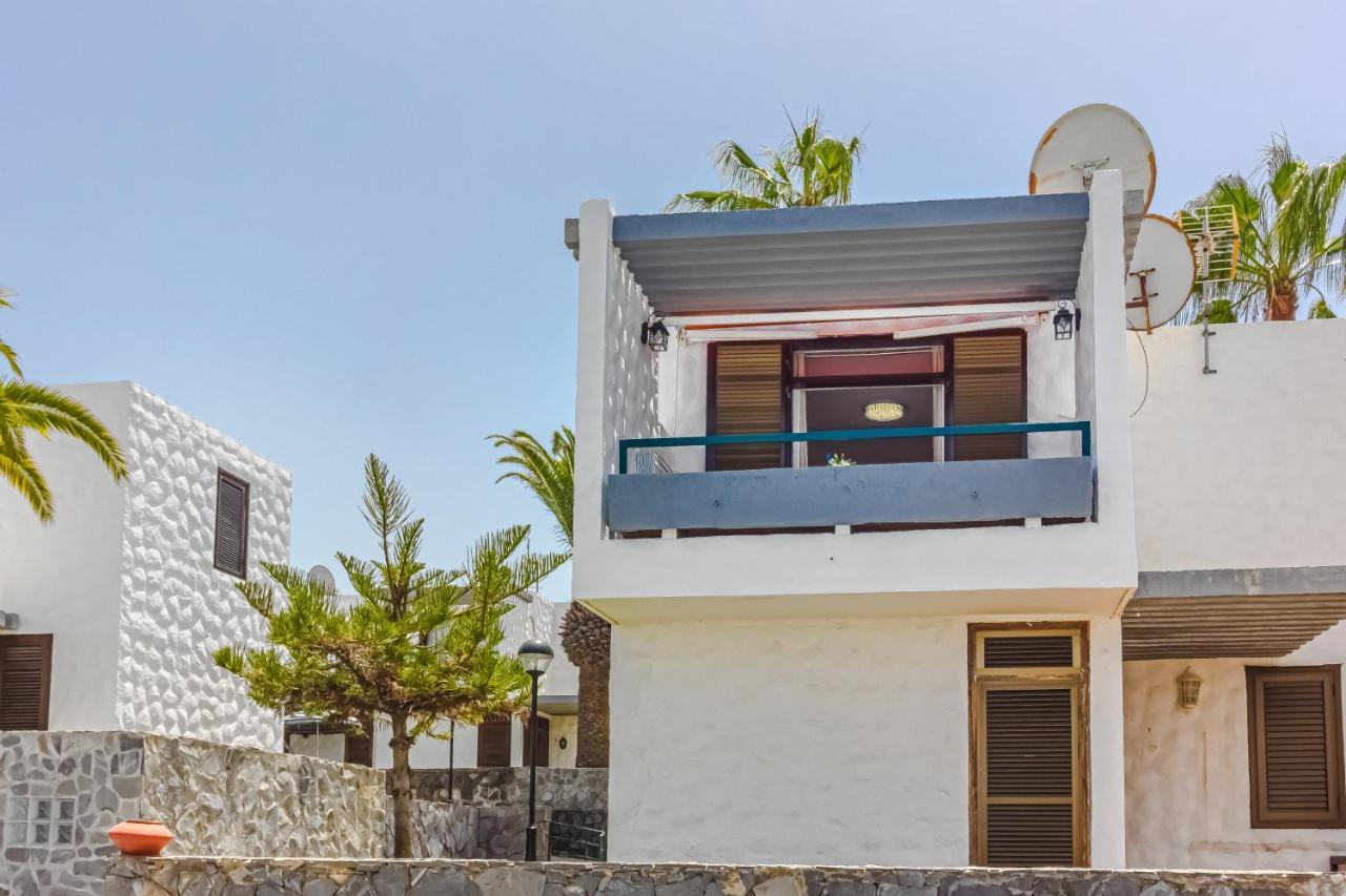 Apartment Apart America - 150 Meters From The Beach, Free Wi-Fi Arona  Exteriör bild