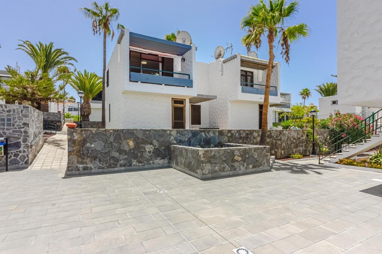Apartment Apart America - 150 Meters From The Beach, Free Wi-Fi Arona  Exteriör bild