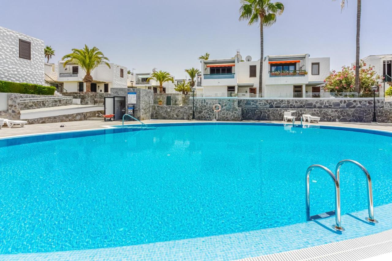 Apartment Apart America - 150 Meters From The Beach, Free Wi-Fi Arona  Exteriör bild
